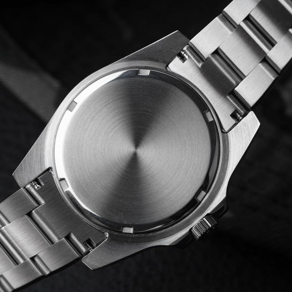 40mm Sapphire Crystal 200m Waterproof Quartz Diver Watch A22249
