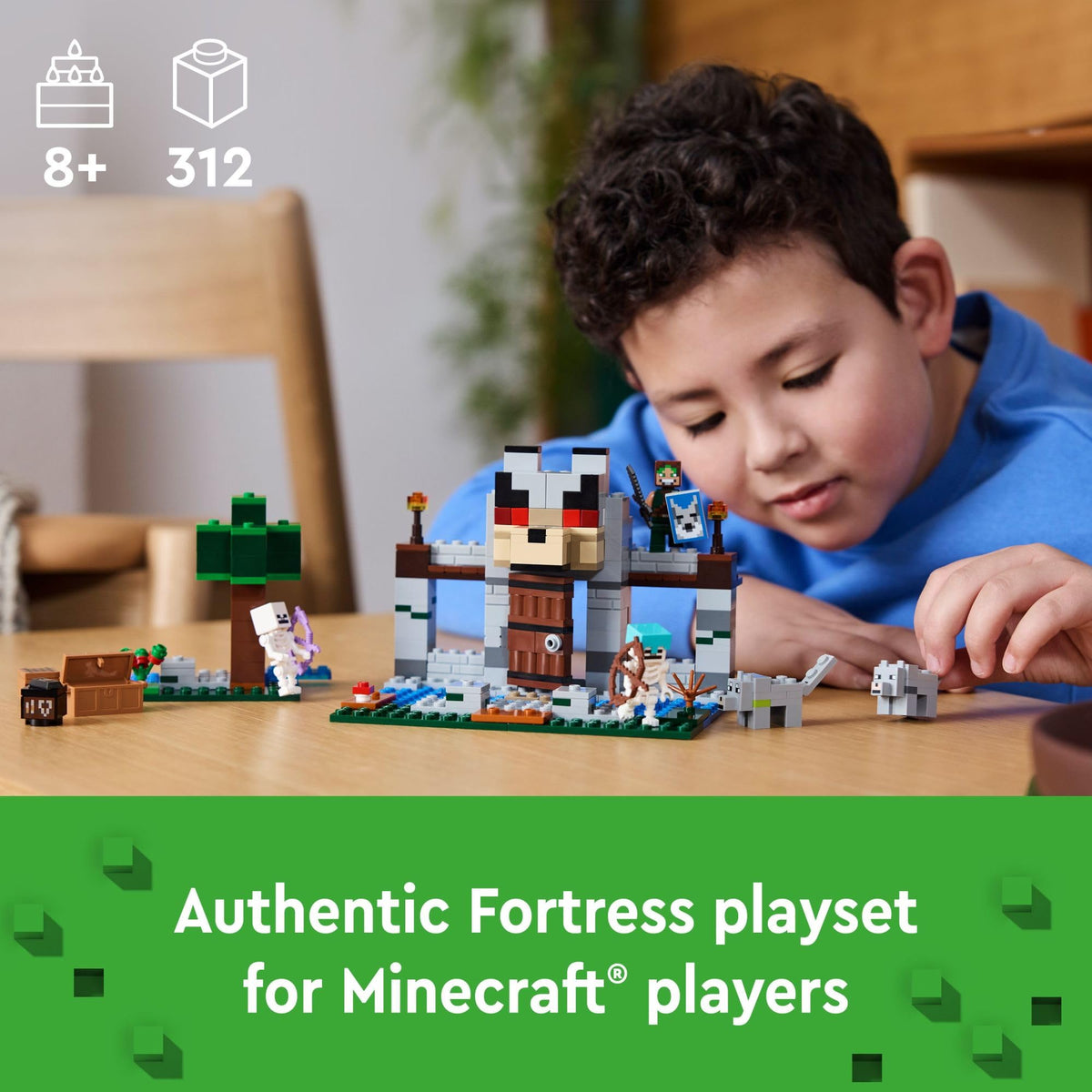 Minecraft Castle Building Set with Minifigures W62390