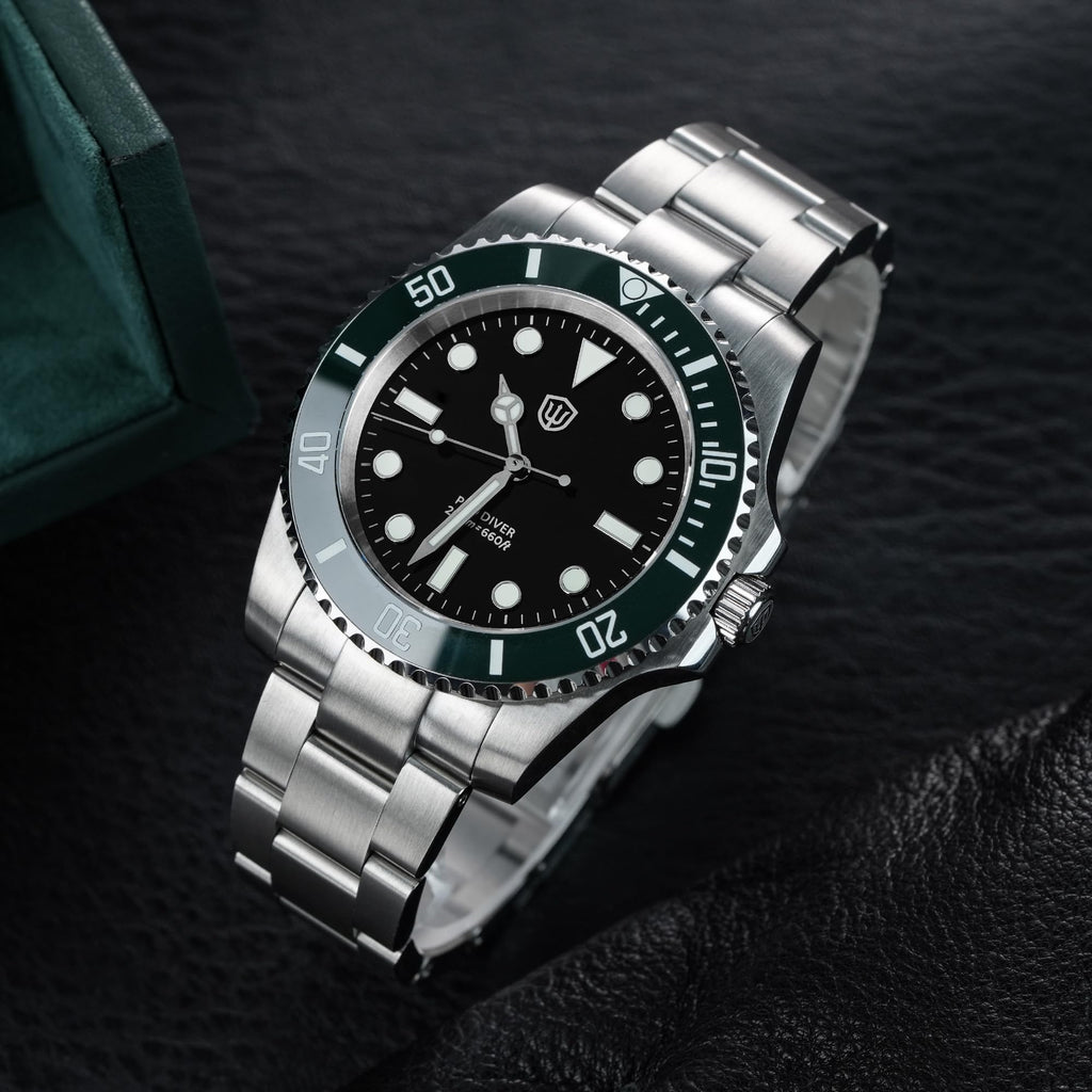 40mm Sapphire Crystal 200m Waterproof Quartz Diver Watch A22249